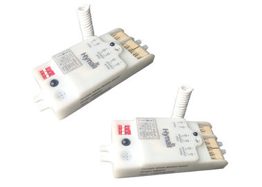 เครื่องตรวจจับเคลื่อนไหวไมโครเวฟสีขาวที่สามารถปรับปรับได้ IR Remote Control 2 ช่อง CCT การตั้งค่า