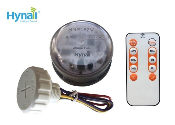 โหมดความมืด สวิตช์เซ็นเซอร์แสงกลางวัน PWM HNP152V 12VDC 0-10v Zhaga Book 18